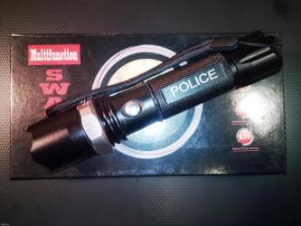 kais sa nozem: Veoma popularna kod policiskih i bezbedonosnih snaga. Police led lampa — 5