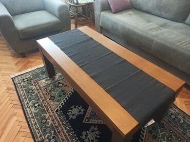iznajmljivanje klupa i stolova: Kvalitetan, masivan i lep klub-sto dimenzija:120x60 (x46/50)cm. Na — 5