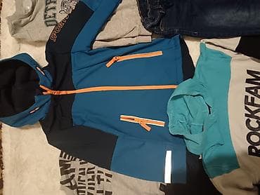 ugg cizme cena: Odličan paket za dečake prolece 122/128 7 do 8g Sastav paketa: - — 2