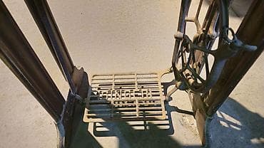 Audio tehnika: Stara šivaća mašina Singer – Compagnia Singer (Società Anonima — 3