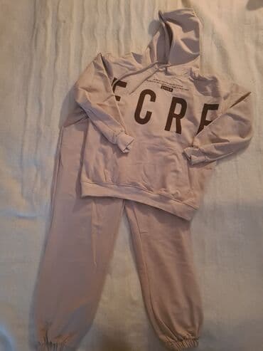 Duks + donji deo (komplet trenerka) - Boja: svetlo bež/peščana -