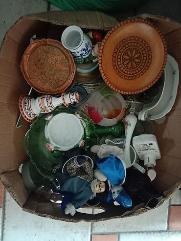 Ostali predmeti za umetnost i kolekcionarstvo: Velika količina porculana stakla keramike — 5