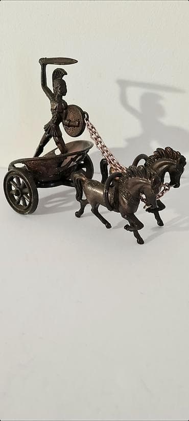 uradi sam police metalne: ▪︎ Prodajem staru dekorativnu metalnu (bronza) figuru-rimski ratnik u — 6