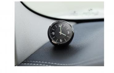 adapter za auto upaljač sa 220v na 12v: Sat za automobil - RENAULT Sat sa logom RENAULT automobila. Izuzetno — 4