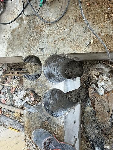 pomoc u kuci novi beograd: Bušenje i sečenje betona – precizno, brzo i profesionalno. Usluge: - — 6