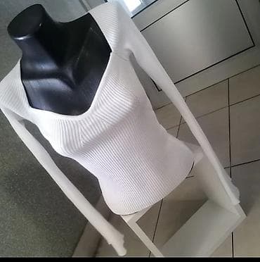 ideal majice: Ženska rebrasta majica s dugim rukavima - Boja: bela - Kroj — 3