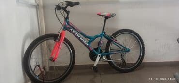 Očuvan,malo korišćen dečiji bicikli.Bez tragova korišćenja,kao