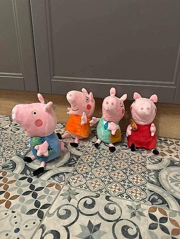 Set plišanih igračaka Peppa Pig – komplet od 4 člana porodice: - Tata