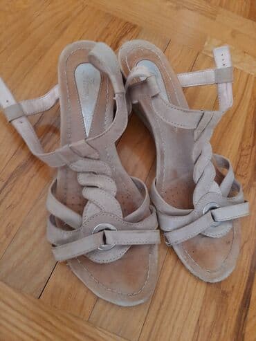 kompleti pantalone i sako: Sandale, 37 — 1