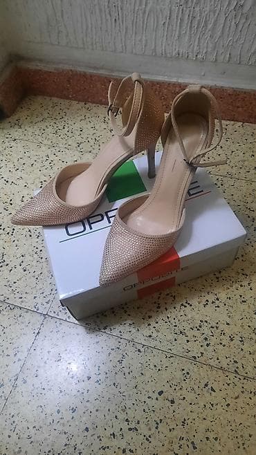 Elegantne ženske sandale na štiklu – Opposite - Boja: nude/bež -