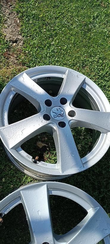 novi delovi za yugo 55: Aluminijumske felne Nemačka proizvodnja 17 coli 5x108  promer rupa 7 J — 3