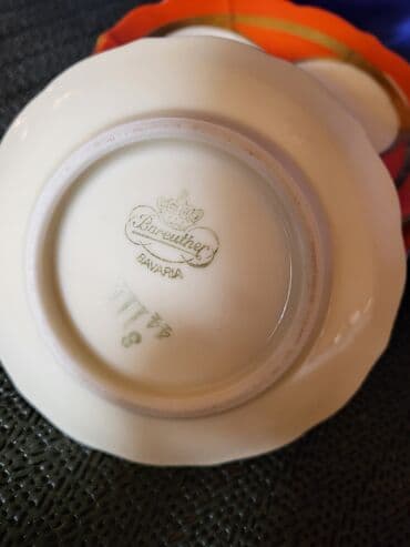 porcelanske solje za caj: Postolja za case 1931 do 1950g Bareuther Bavarija. Porcelanska — 11