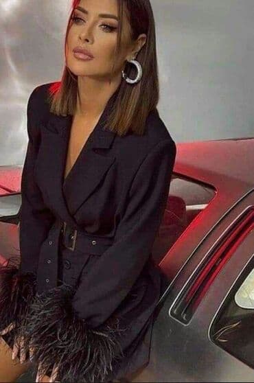 crop top h m: Prelep model sako-haljine 
Veličine: S M L
Modni hitttt
Uvoz Turska — 1