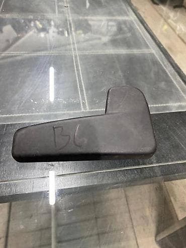blatarice za auto: RUCICA HAUBE ZA VOLKSWAGEN PASSAT B6 | Rucica haube za Passat B6 — 1