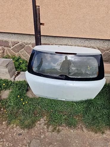 Gepek vrata: GEPEK VRATA SUZUKI SWIFT 05-09 | Gepek vrata suzuki swift — 1