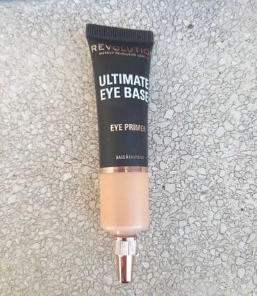 rotirajuća četka za kosu lidl: Baza za senku za oči Makeup Revolution Ultimate Base prajmer za senku — 2