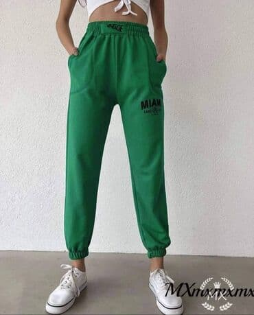 trenerka jordan: Trenerka: 1.700 dinara 
2.kom = 2500 dinara — 1