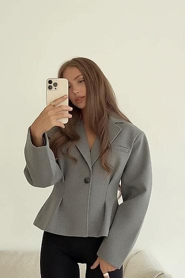Venčanice i aksesoari: ✅Ženski strukirani blejzer sa jednim dugmetom — 2