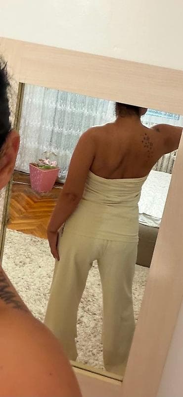 moderni zenski kompleti: Potpuno ocuvan komplet pantalone i top majica, kao nov. Pantalone su — 3