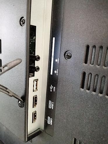 i pad: Odlično očuvan Fox tv. Korišćen je u kućnim uslovima. Fonkcioniše bez — 5