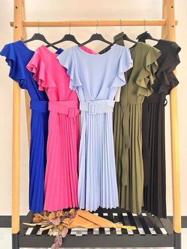 poslovna torba ženska: Haljina
S М L XL
2600 din — 6