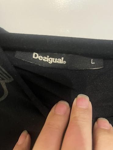 Haljine: Desigual tunika/haljina sa dugim rukavima, veličina L. - Boja: crna — 2