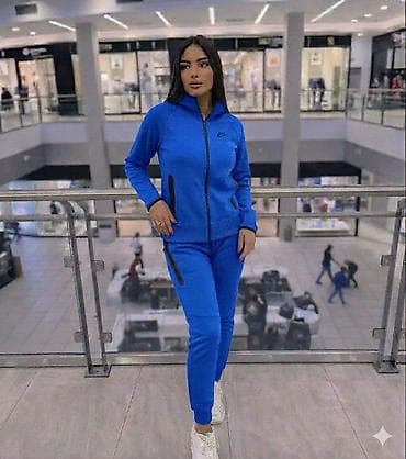 body od: Ženski sportski komplet (dukserica + donji deo) - Model: dvodelni — 8