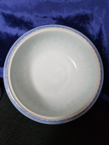 vatrostalne posude sa poklopcem akcija: Corbaluk jing dezen,pirincani porcelan iz 70ih. Corbaluk je perfektan — 10