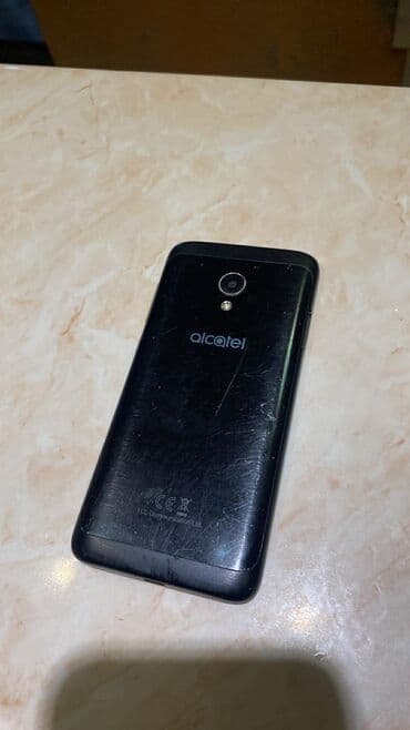 Donji delovi trenerke: Alcatel pametni telefon (model sa zadnjom kamerom i blicem, crni) - — 5