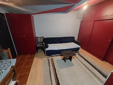 stanovi za izdavanje zlatibor: Izdajem stan u Krnjaci, garsonjera, 22 kvadrata. Nalazi se u prizemlju — 4