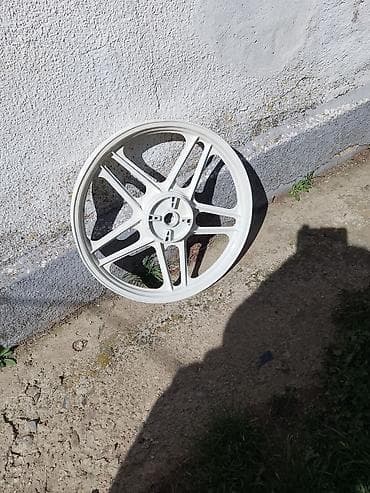 delovi za tocak: Aluminijumski točak za tomos bt 50 zadnji — 2