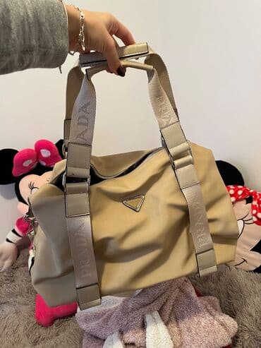 torba adidas orig: Elegantna torbica, Adidas, Materijal: Lakovana koža — 1