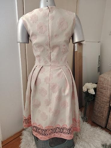 Muška obuća: Haljina bez rukava, veličina S. Elegantna A-kroja sa strukom — 3