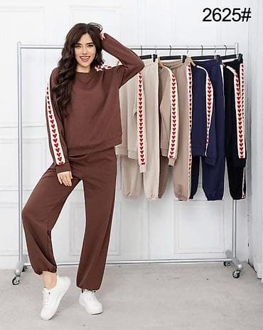 Women's Footwear: Komplet: 3200 dinara — 1