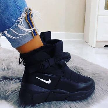 Donji delovi trenerke: Čizme — 3