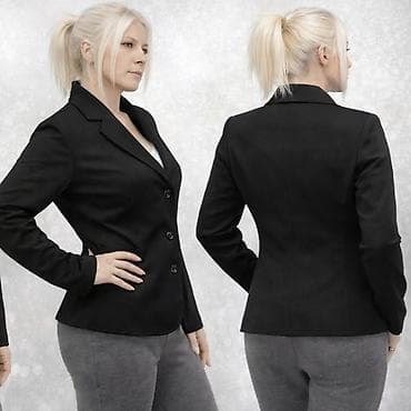 Ženski crni blejzer – klasičan kroj - Boja: crna - Kroj: strukiran