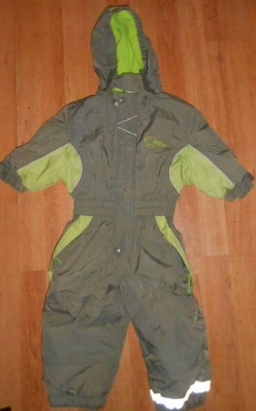 Skafander zeleni vel. 1 duzina od ramena do kraja nogavice 78 duzina — 1