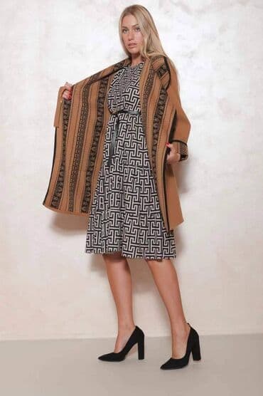 krzneni kaput: 2700 — 1