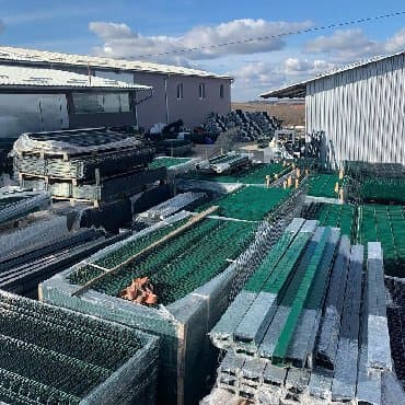 pvc stolarija krusevac: Pletena zica svih vrsta i dimenzija od 3x3 do 7,5x7,5 visine do 3m — 3