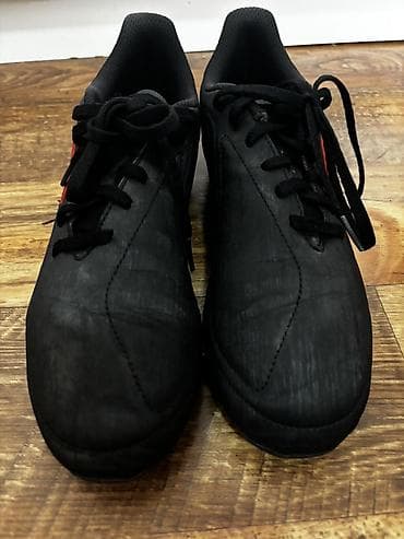 boo dog: Kopačke Adidas br 37 gaziste 235 mm su u odlicnom stanju sa sitnim — 8