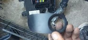 silikonski brisaci: FIAT GRANDE PUNTO PLASTIKA OKO KLJUCA | Plastika oko bravice za — 1