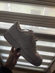 Donji delovi trenerke: Patike, Nike, veličina - 40 — 3