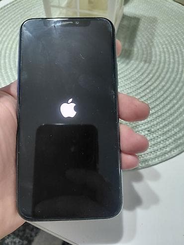 polovna kucista za kompjuter: IPhone 11pro 64gb. sim free, battery 73%. Telefon u odlicnom stanju — 3