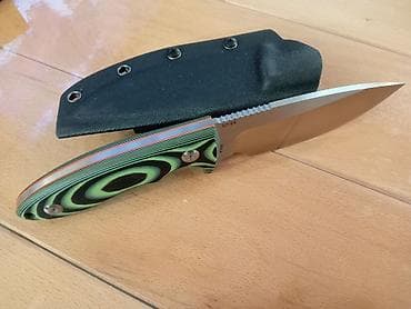 ski odela za decu: Fiksni nož - Oštrica: široka drop-point forma sa sekundarnim usekom — 10