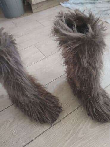 gde kupiti ugg čizme u beogradu: High boots, 37 — 2