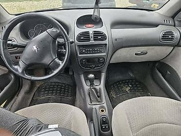 sedista za pezo 206 3 vrata: INSTRUMENT TABLA ZA PEUGEOT 206 — 3