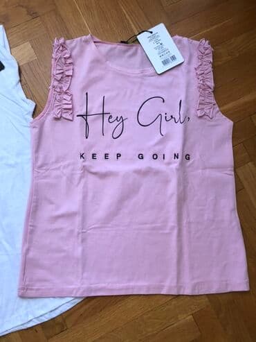 Women's Clothing: Sve 3 nove majice bez rukava/kratkih rukava za 999 dinara. Sve sa — 3