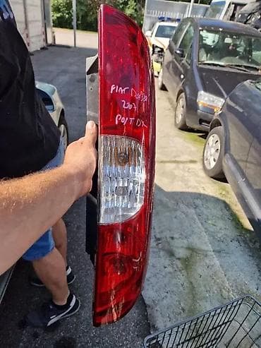 DESNI STOP FIAT DOBLO | Desni stop fiat doblo na lalafo.rs DESNI STOP FIAT DOBLO | Desni stop fiat doblo