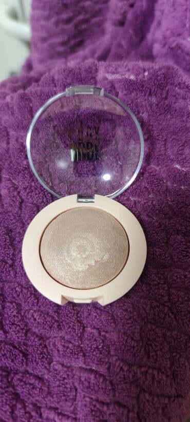 Senka za oči Golden Rose, jako lepa nijansa za svaki dan, 01 Ivory