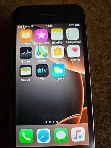 pekac sa dva grejaca: Apple iPhone 5s – 16 GB Iphon sim free icloud free jako dobro ocuvan — 7